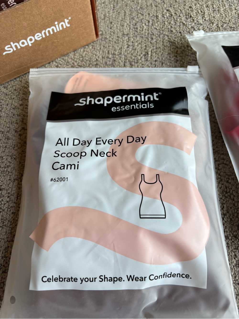 Shapermint Scoop Neck Cami – Brown